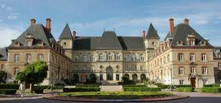 法國法律教育之人文特質